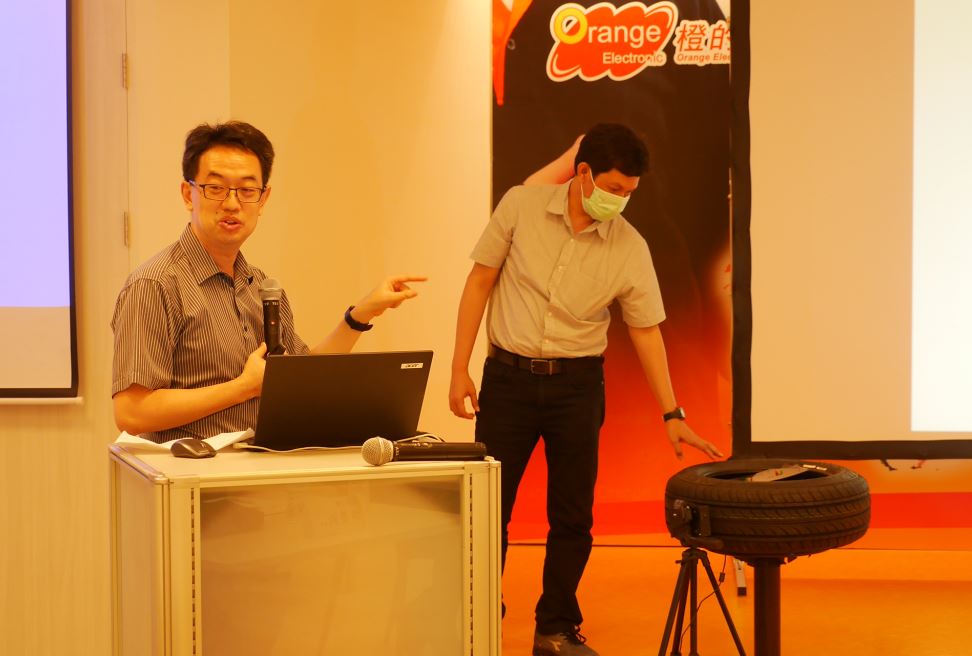 勤益大學-無線充電技術發展與輪胎整合應用，並現場展示安裝示範